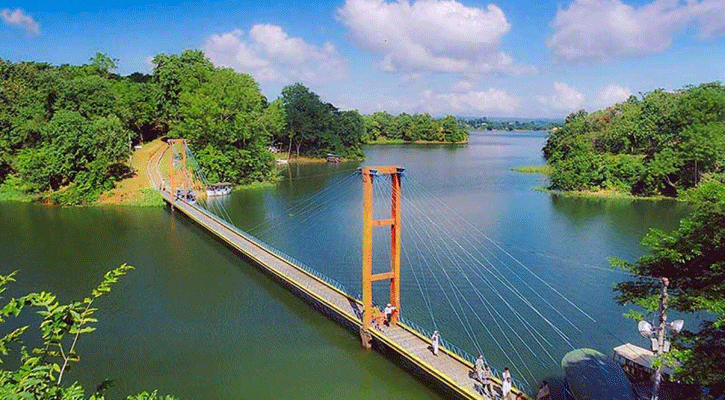 দেশের একমাত্র করোনা মুক্ত জেলা রাঙামাটি